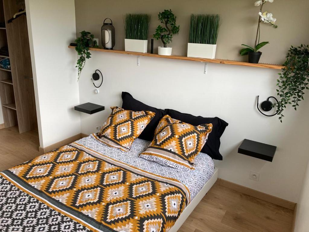 Homestay Cosy Locquenole