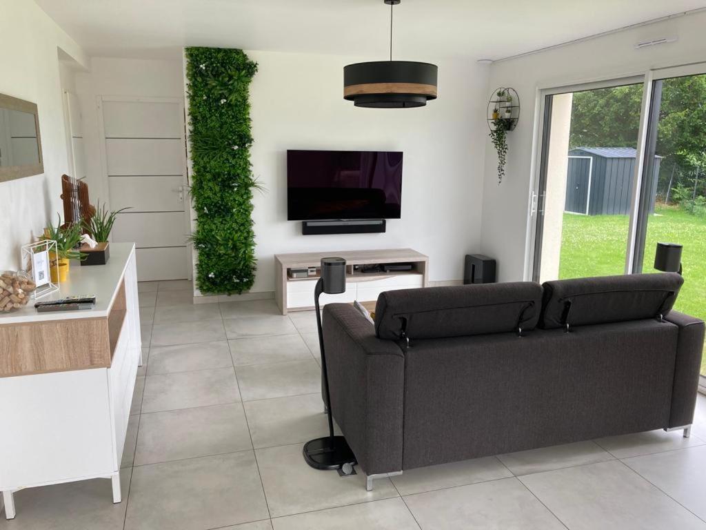 Homestay Cosy Locquenole